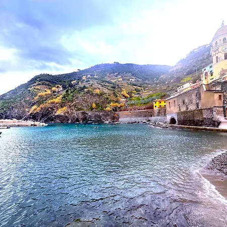 Marina Design * Vernazza