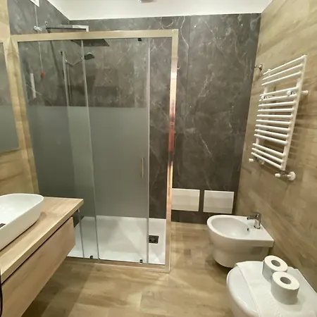 Marina Design Affittacamere Vernazza